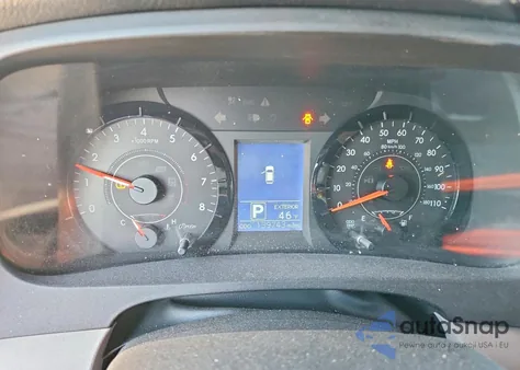 2015 Toyota Sienna Le 8-Passenger z USA, uszkodzony, nr VIN 5TDKK3DC6FS683305